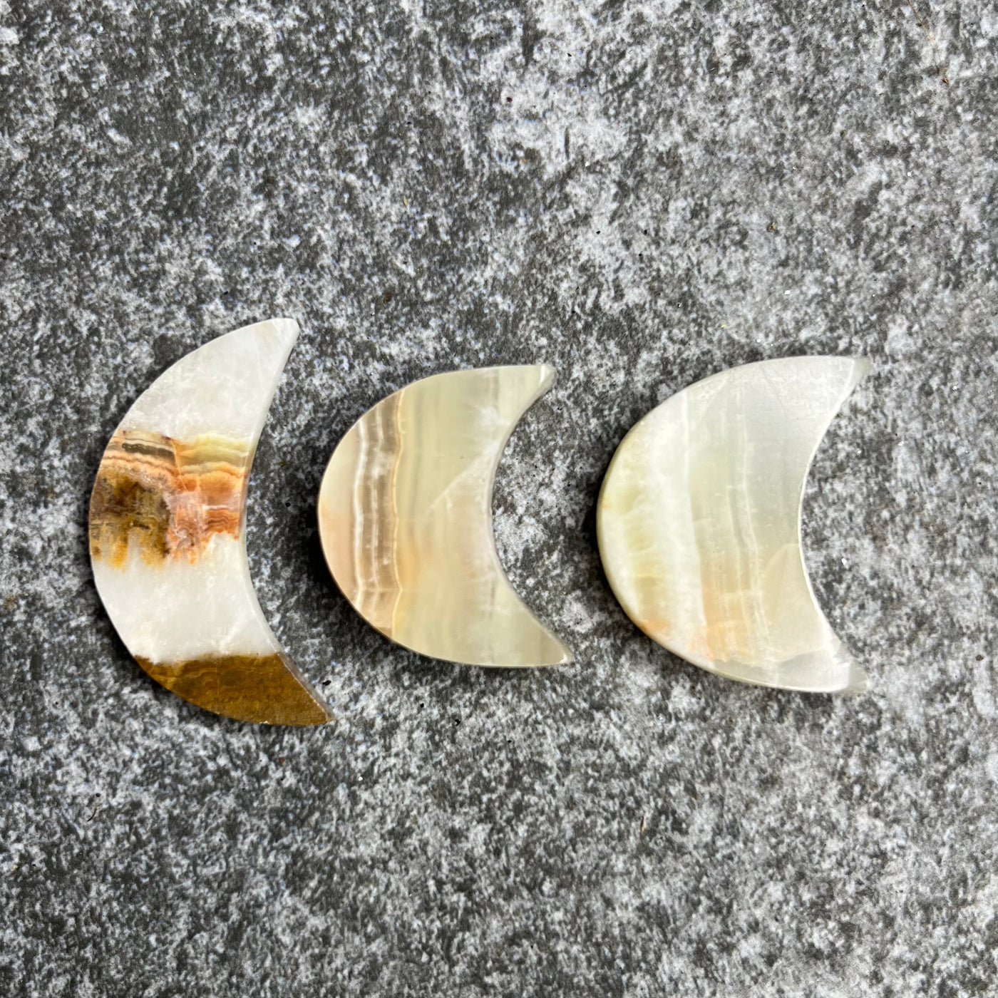 Onyx Small Moon